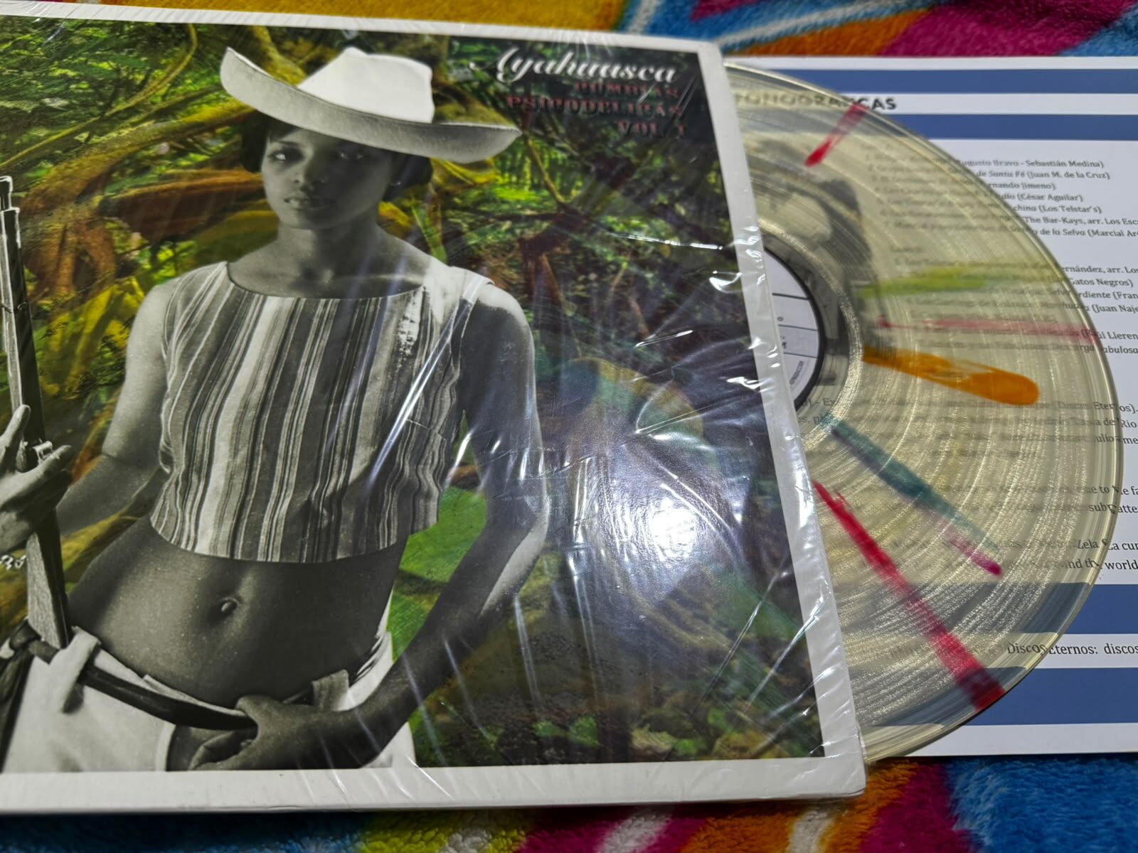 Varios Artistas – Ayahuasca: Cumbias Psicodélicas Vol. 1 (Vinilo Transparente & Splatter Multicolor) - Imagen 3