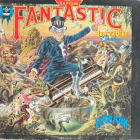 Elton John – Captain Fantastic And The Brown Dirt Cowboy (Época, UK)