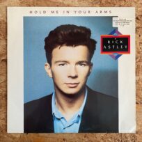 Rick Astley – Hold Me In Your Arms (Época Alemania)