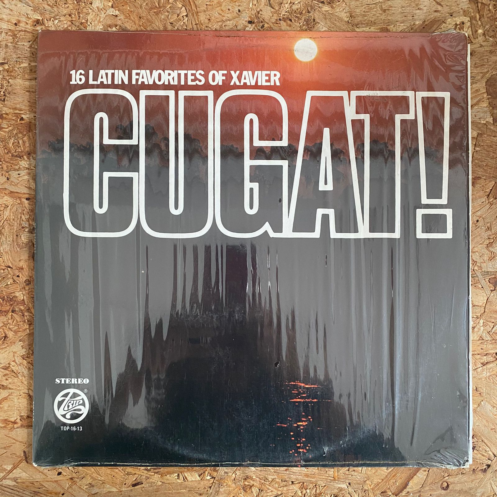 Xavier Cugat - 16 Latin Favorites (Época USA)
