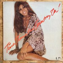 Tina Turner – Tina Turns The Country On (Época USA)